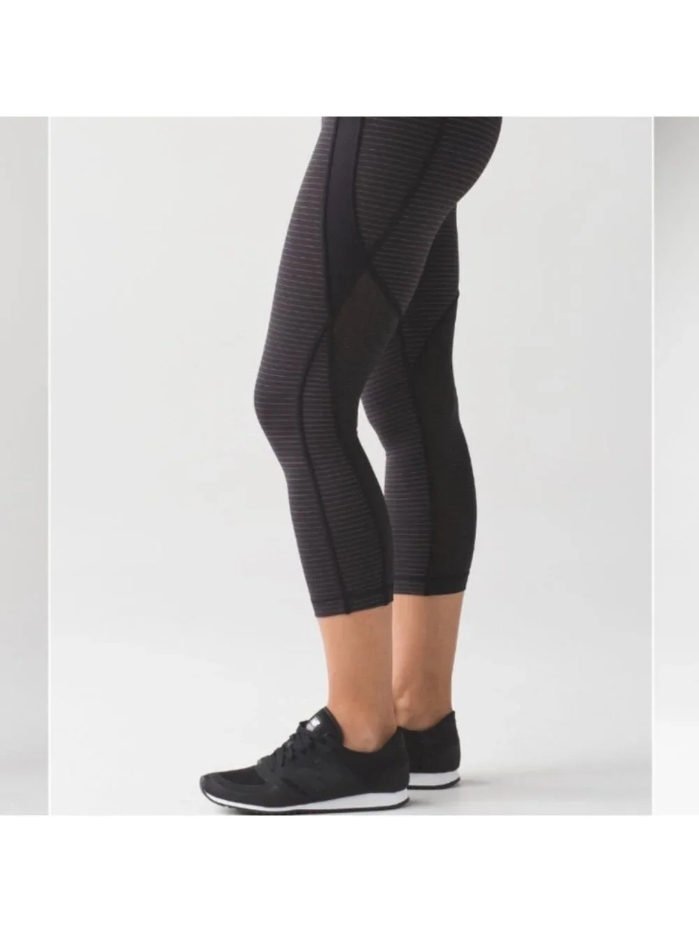 Lululemon Conduit Crop Black